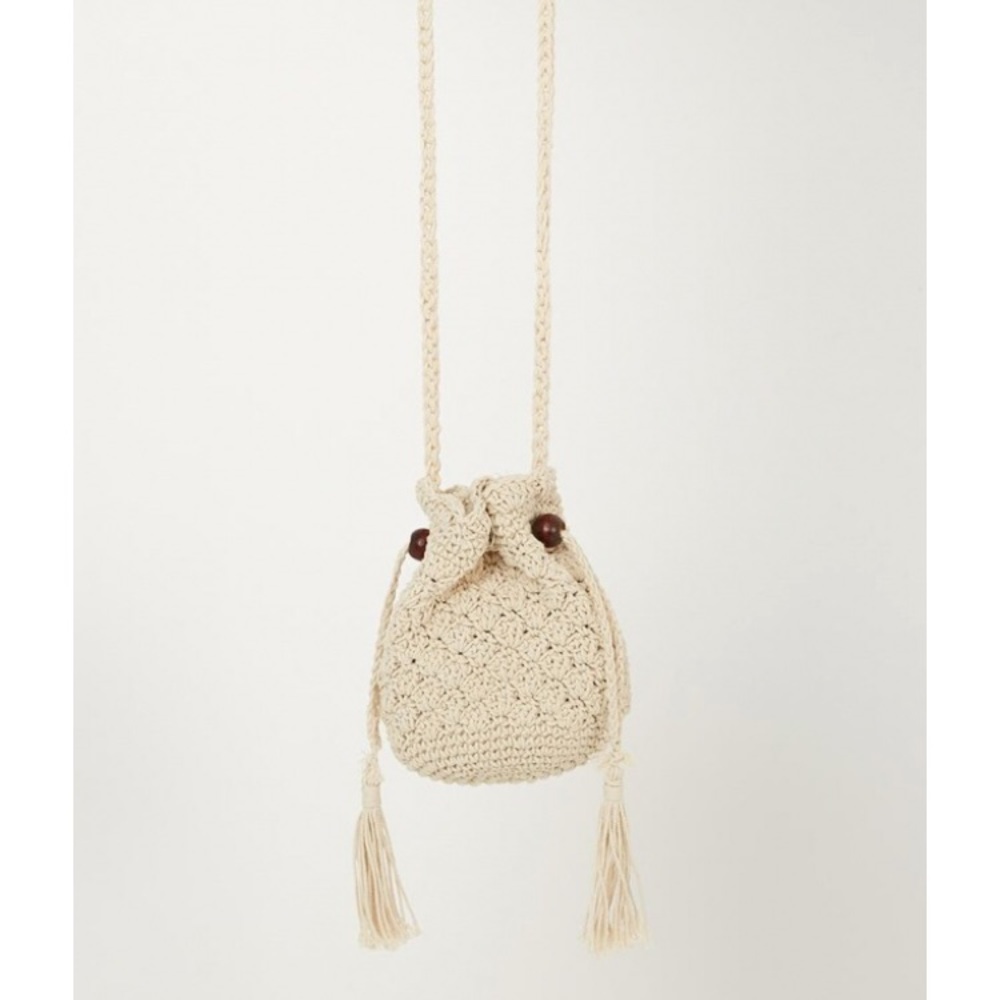 Beige crotchet bag